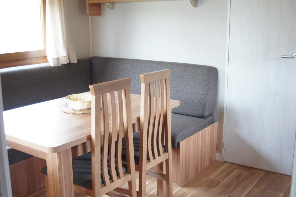 Camping & Bungalows Zumaia Quarto foto